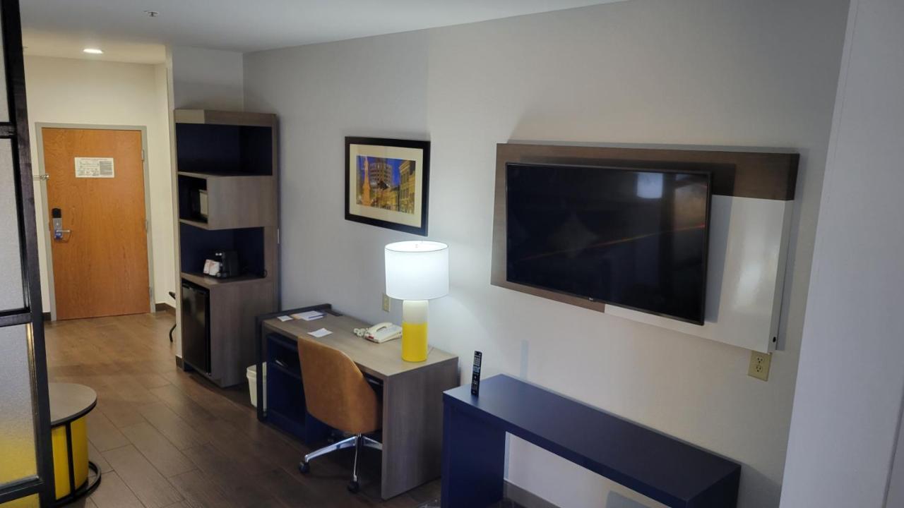 Comfort Suites Macon Extérieur photo