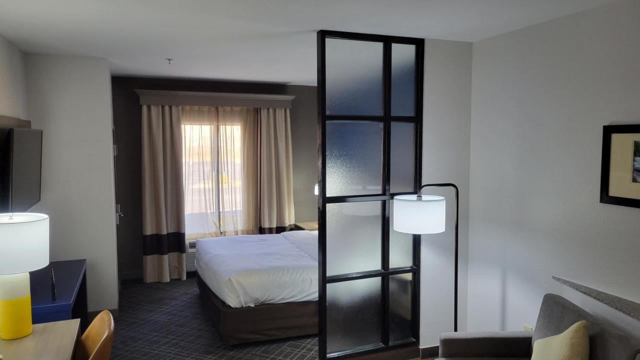 Comfort Suites Macon Extérieur photo