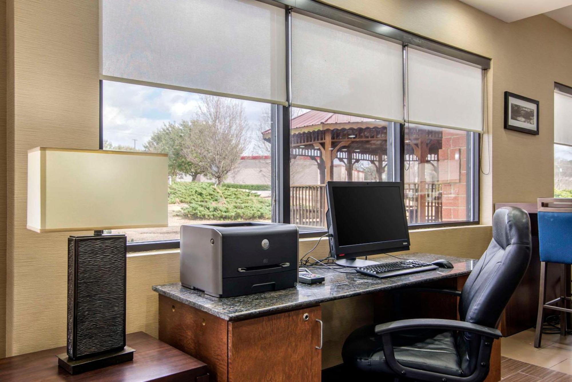 Comfort Suites Macon Extérieur photo